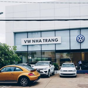 Thi Công Logo Mica Showroom Volkswagen Chuyên Nghiệp