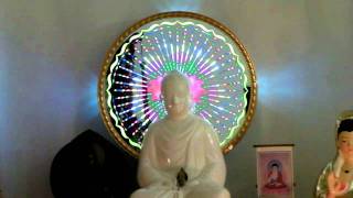 Đèn hào quang phật ngũ sắc có hình bông sen ở tâm hào quang dùng phía sau tượng Phật