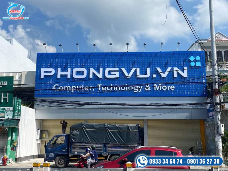 Cắt CNC nhôm tấm làm bảng hiệu quảng cáo ngoài trời