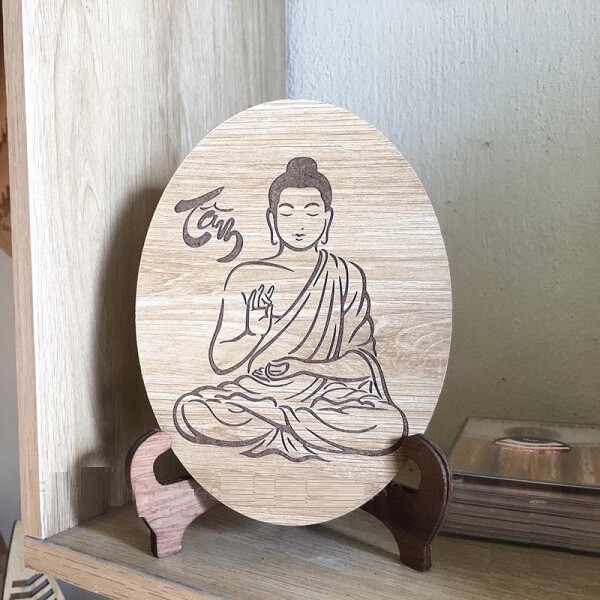 Tranh Phật bằng gỗ dùng trang trí trong gia đình mang đến sự thanh tịnh