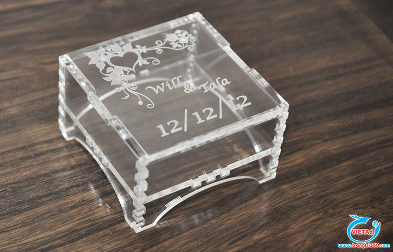 Quảng Cáo Việt chuyên khắc mica 3D với giá thành rẻ, sản phẩm đẹp chất lượng với độ bền tuyệt vời