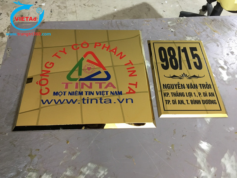 Biển đồng ăn mòn có thể in, sơn linh hoạt