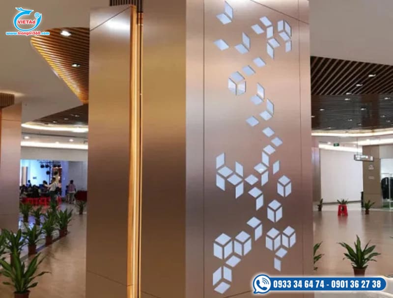 Tấm ốp kim loại được lắp đặt trong nhà như cột, trần, tường..