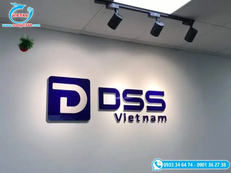 Chữ nổi inox gương màu xanh ấn tượng