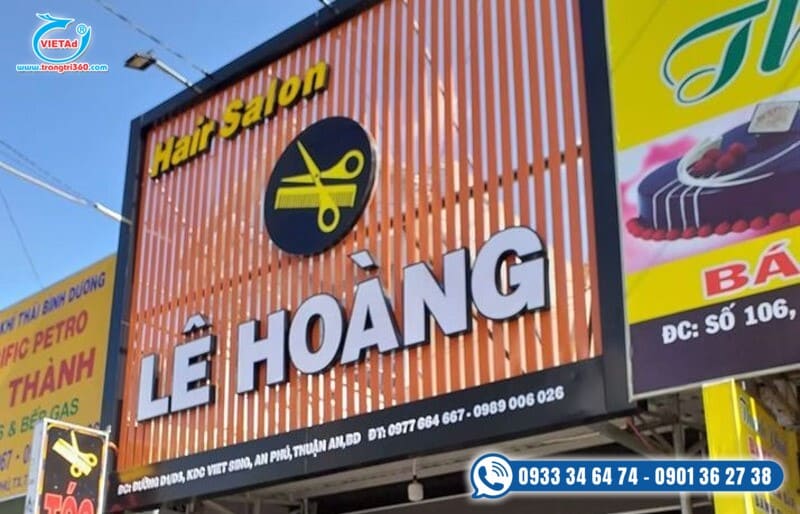 Bảng hiệu lam nhôm tiệm cắt tóc