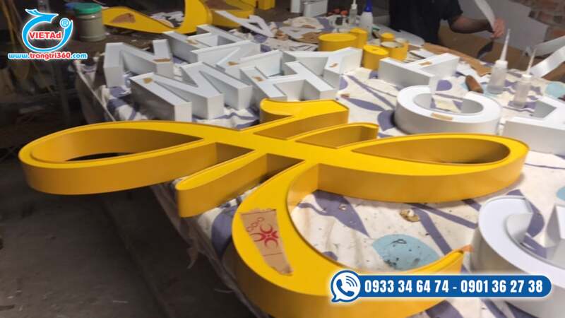 Gia công chữ nhôm Hàn Quốc mặt mica Đài Loan giá tốt