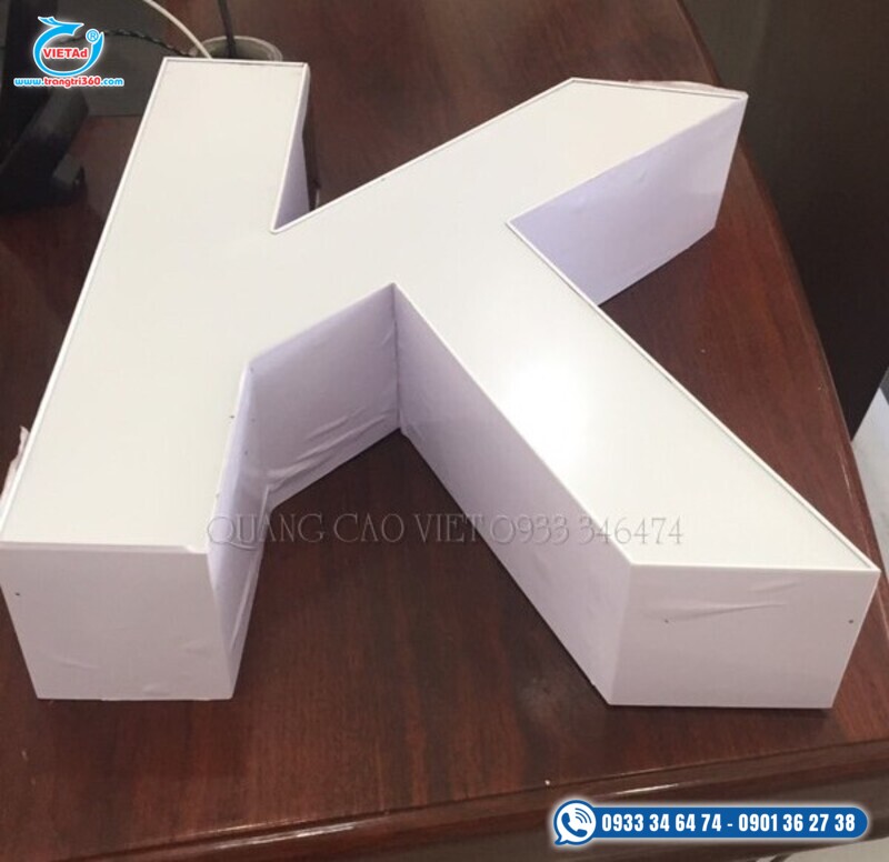 Mẫu chữ nhôm 3D màu trắng