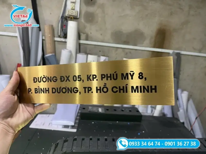Inox 304 vàng xước gia công làm biển số nhà cao cấp, chống gỉ sét