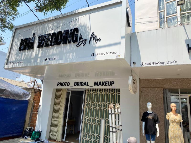 Mẫu bảng hiệu mica chữ nổi