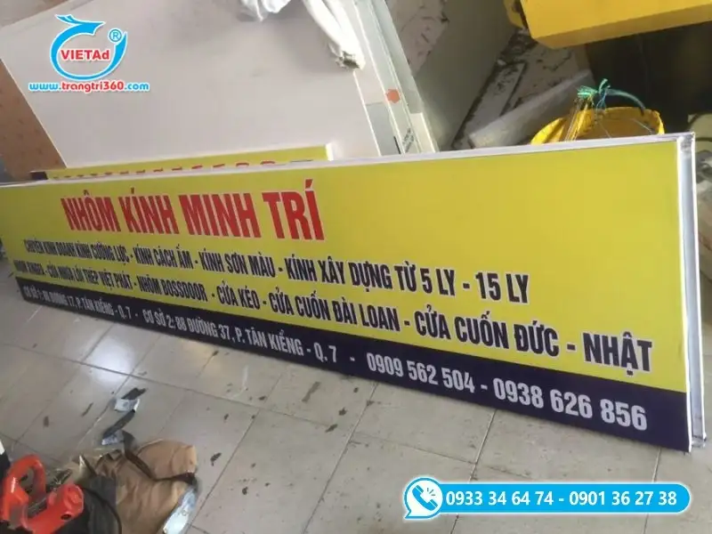 Làm bảng quảng cáo bằng chất liệu Bạt Hiflex