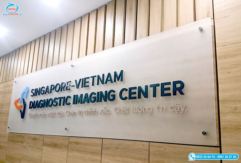Mẫu bảng hiệu mica làm tên công ty gắn tường