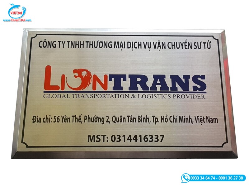 Mẫu bảng tên công ty inox trắng xước in UV