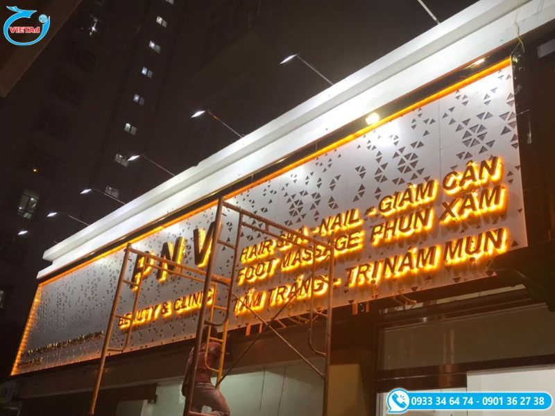 Thi công bảng hiệu Spa