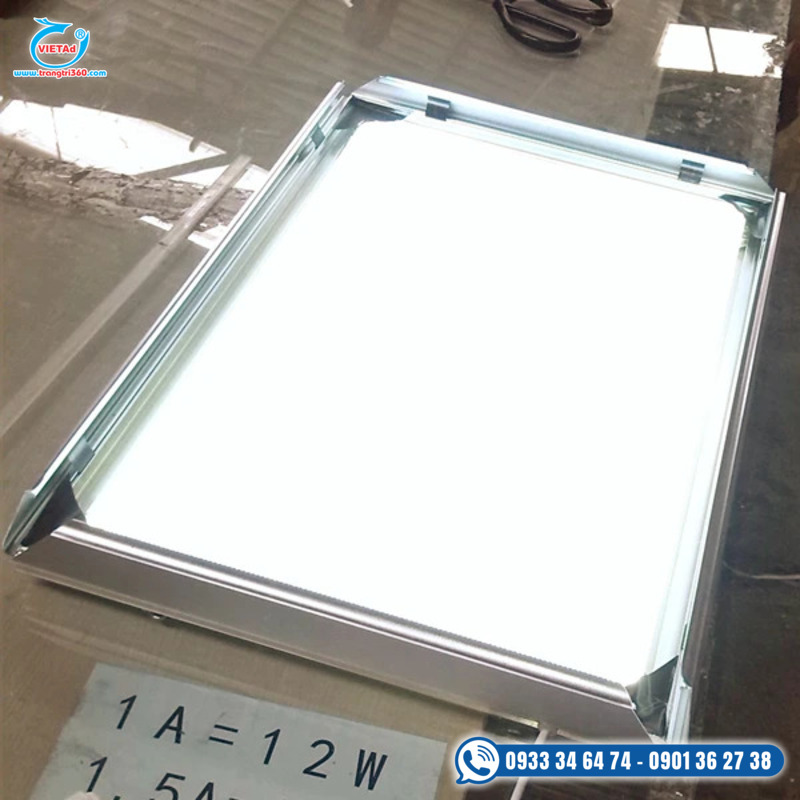 Sản xuất hộp đèn khung nhôm bật nắp chất lượng, giá ưu đãi