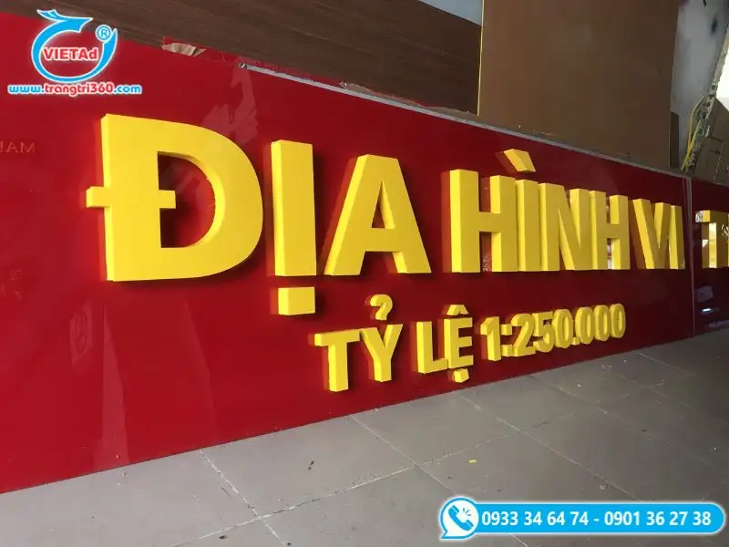 Thi công bảng hiệu quảng cáo chữ nổi mica nền alu