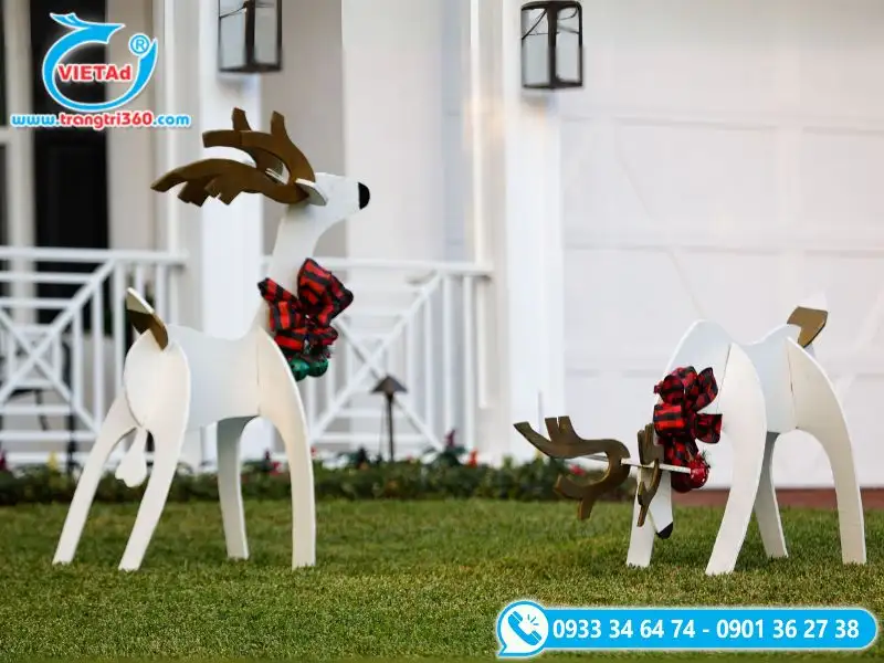 Mô hình tuần lộc gỗ sân vườn Giáng Sinh