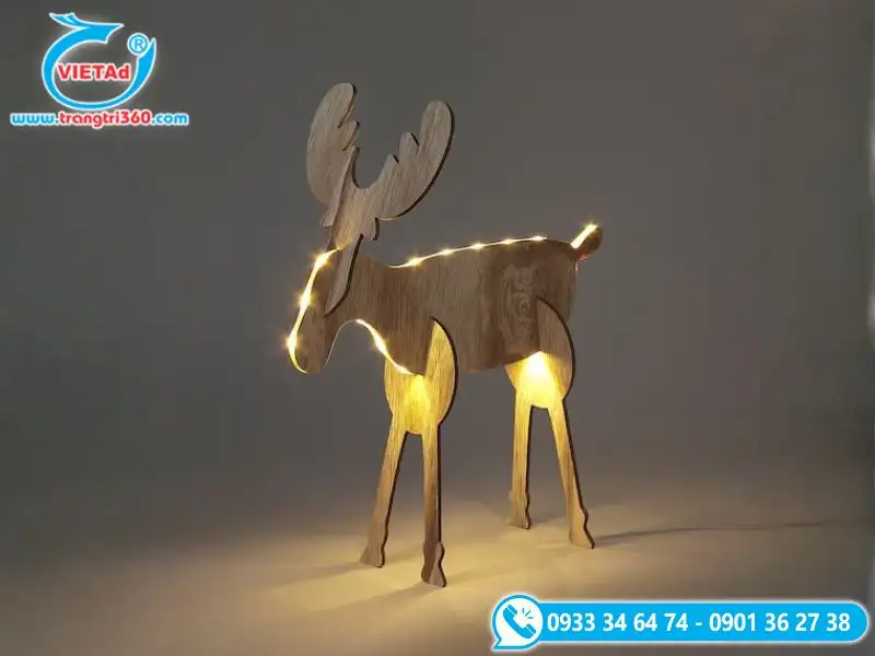 Mô hình tuần lộc bằng gỗ có đèn LED thu hút