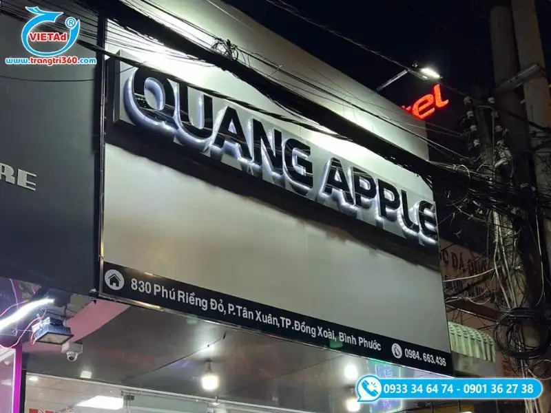 Bảng hiệu Apple mặt chữ mica đen, hắt sáng chân phong cách hiện đại