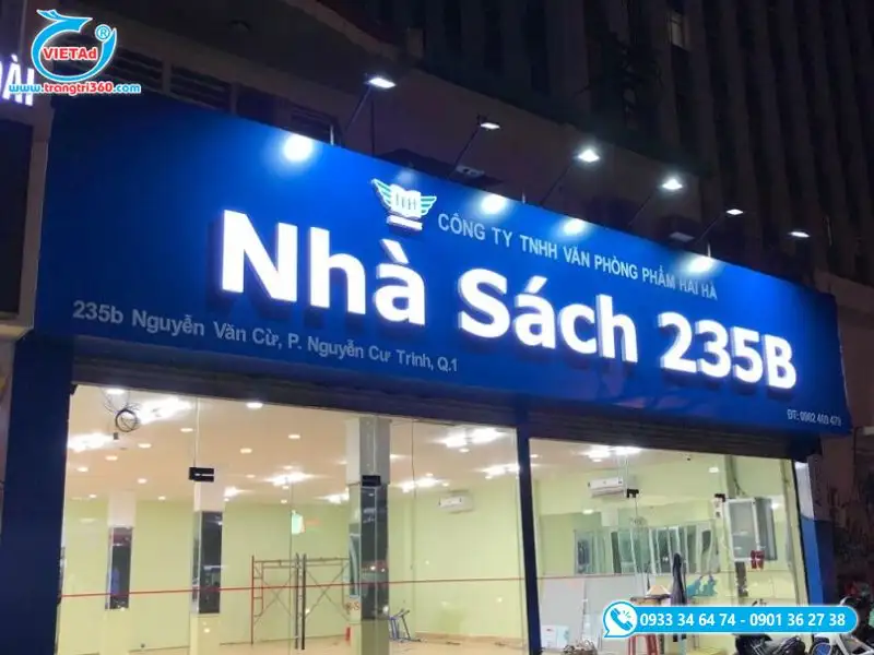 Bảng hiệu nhà sách 235 chữ nổi mica xuyên sáng