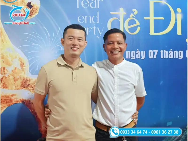 Không khí vui tươi tại tiệc tất niên công ty Quảng Cáo Việt