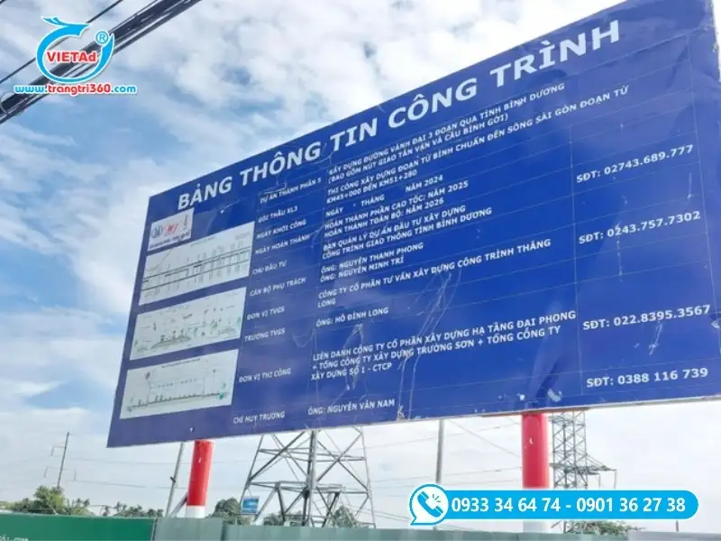 Bảng thông tin công trình được in trên nhôm lắp đặt tại công trường cho người dân quan sát