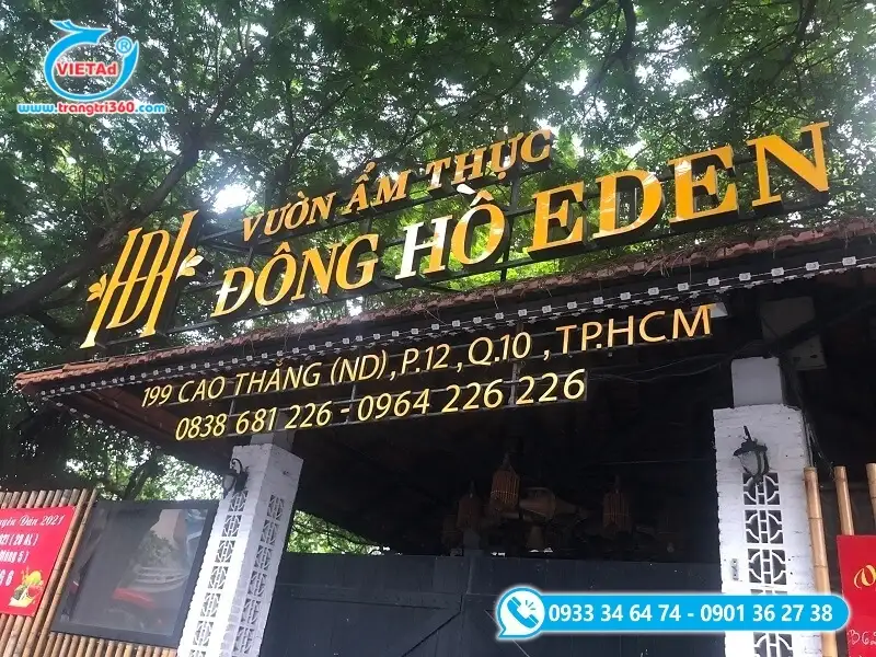 Bảng hiệu quảng cáo quận 10, chất liệu chữ nổi Mica vàng xuyên sáng thu hút gắn trên khung sắt hộp