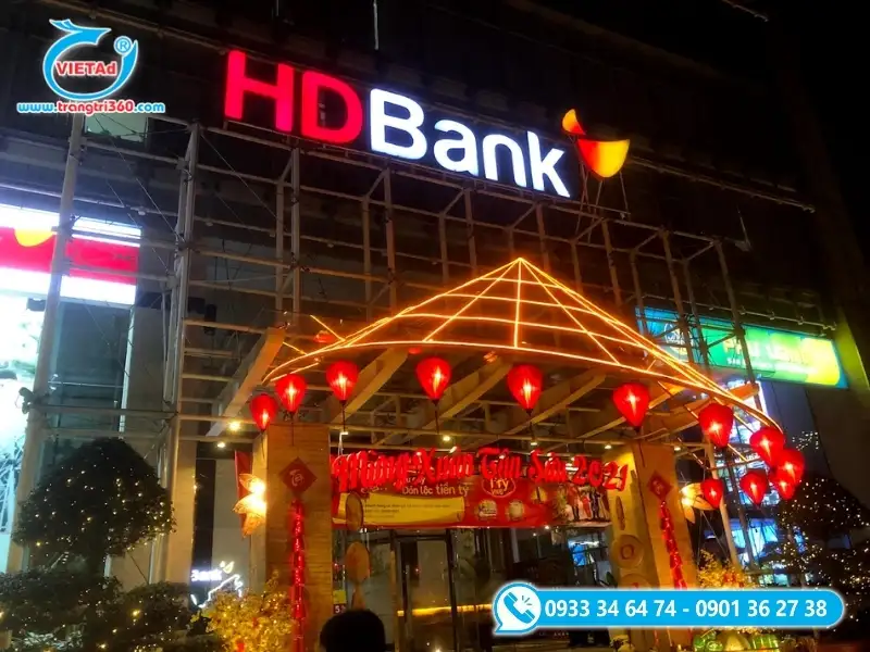 Mẫu chữ nổi ngân hàng chất liệu Mica xuyên sáng, nổi bật vào ban đêm
