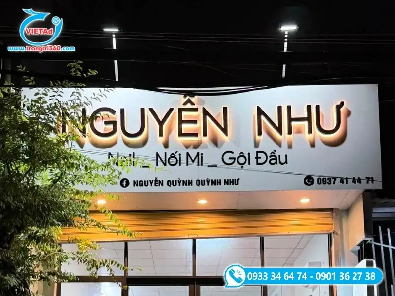 Mẫu bảng hiệu tiệm nail bằng Alu kết hợp chữ nổi Mica hắt sáng chân