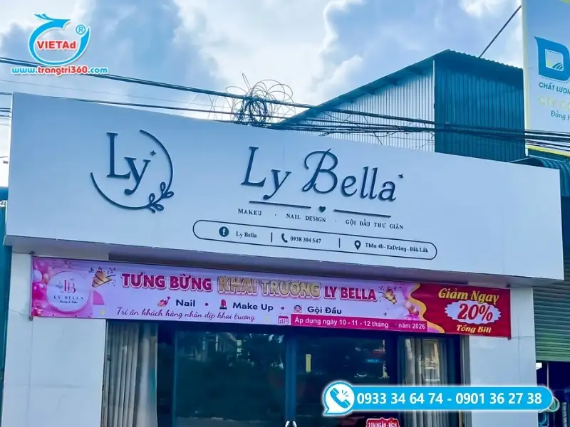 Bảng hiệu tiệm nail sang trọng với mặt dựng Alu trắng kết hợp bộ chữ nổi Mica đen