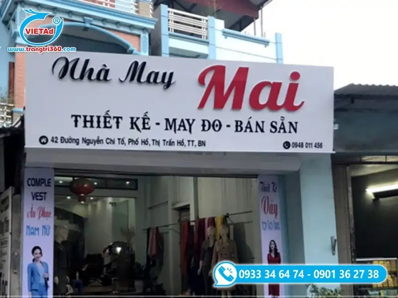 Mẫu bảng hiệu nhà may ốp mặt dựng nhôm Aluminium trắng phẳng mịn