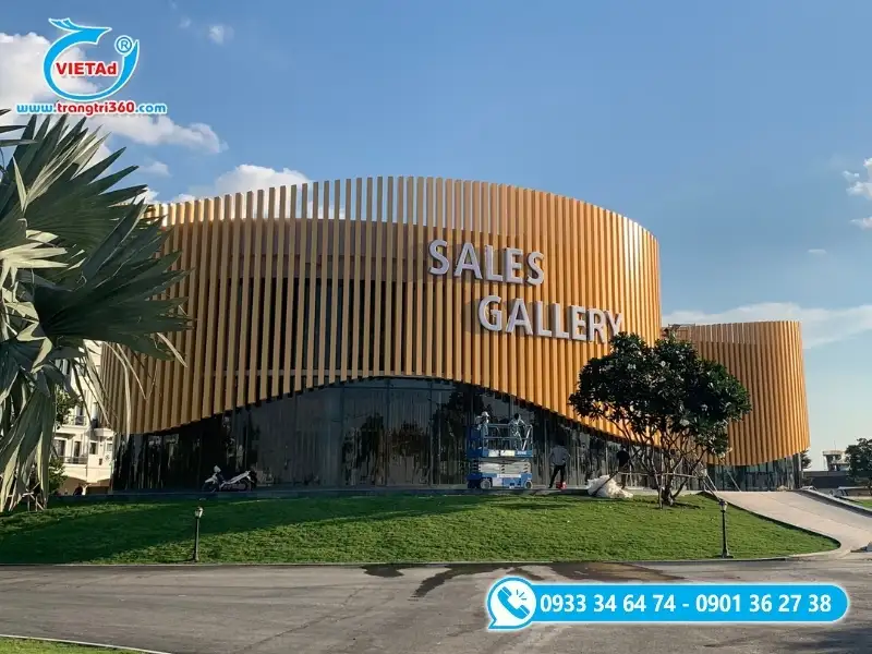 Quảng Cáo Việt nhận gia công mặt dựng trang trí, bảng hiệu bằng lam nhôm chuyên nghiệp, thi công nhanh