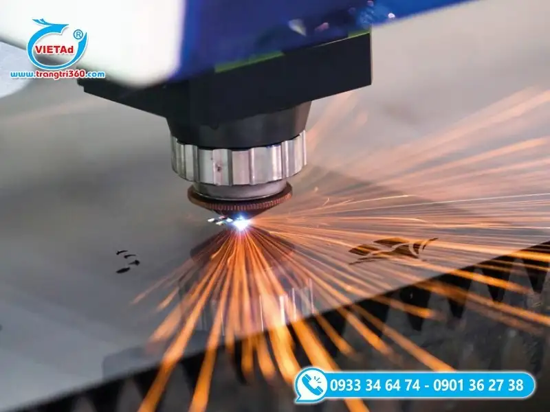 Hệ thống máy cắt CNC Fiber công suất lớn và xưởng sản xuất trực tiếp tại Quảng Cáo Việt